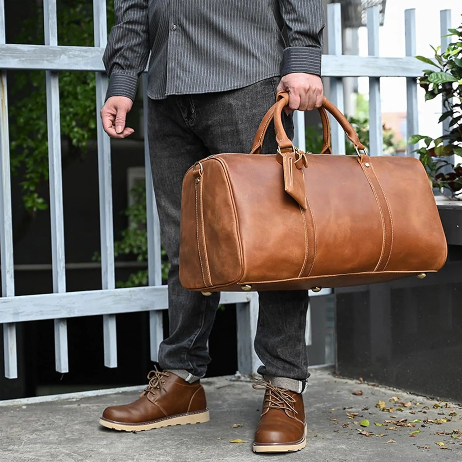 Convertible Garment Bag Genuine Leather with Shoes Compartment Customized Full Grain Leather Carry on Duffle Bag for Men Women Hanging Weekender Business Suitcase