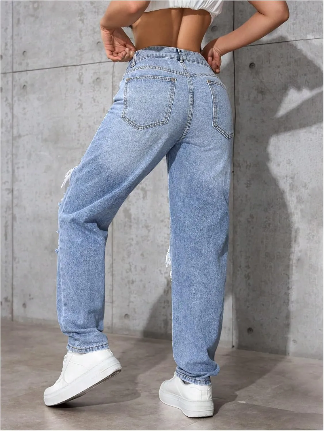 Floerns Women's High Waisted Distressed Jeans Straight Leg Casual Ripped Denim Pants