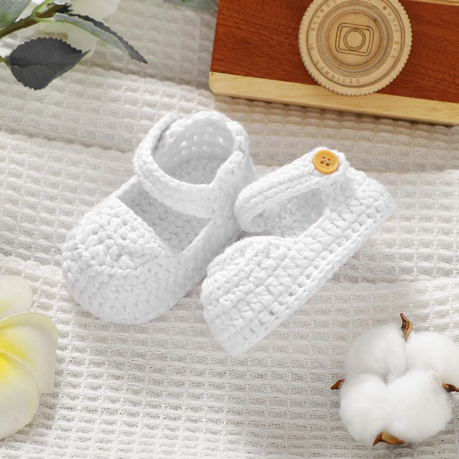Hadetoto Baby Booties Newborn Baby Mary Jane Shoes Hand Crochet Knit First Walkers Cotton Infant Bootie