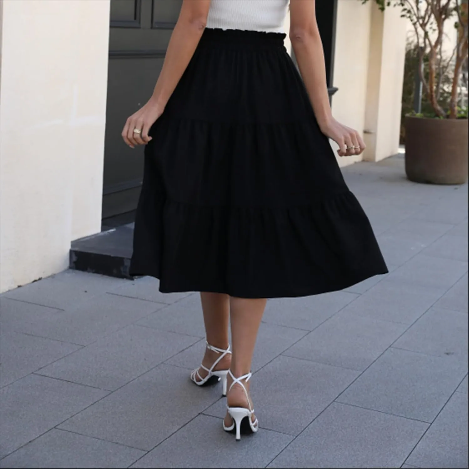 Skirts for Women 2025 Boho Floral Maxi Skirt Elastic High Waist Pleated Flowy A Line Beach Long Skirts