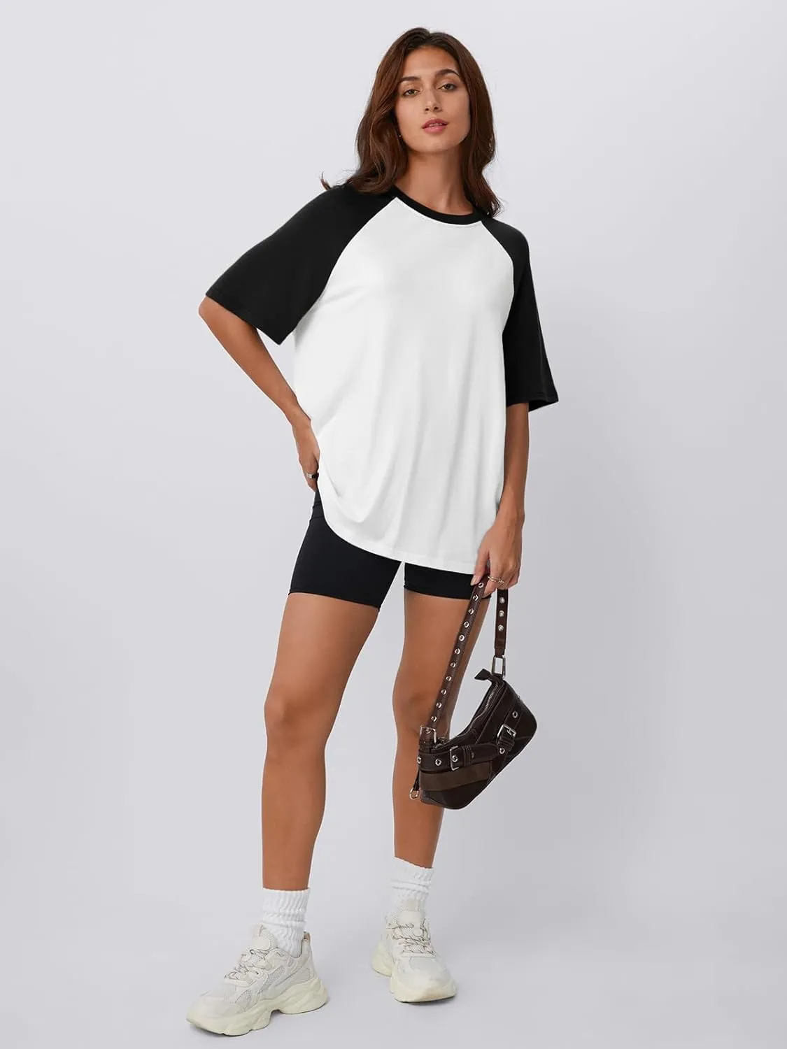Trendy Queen Oversized Short Sleeve T Shirts for Women Workout Casual Summer Tops Loose Fit Cute Basic Tees