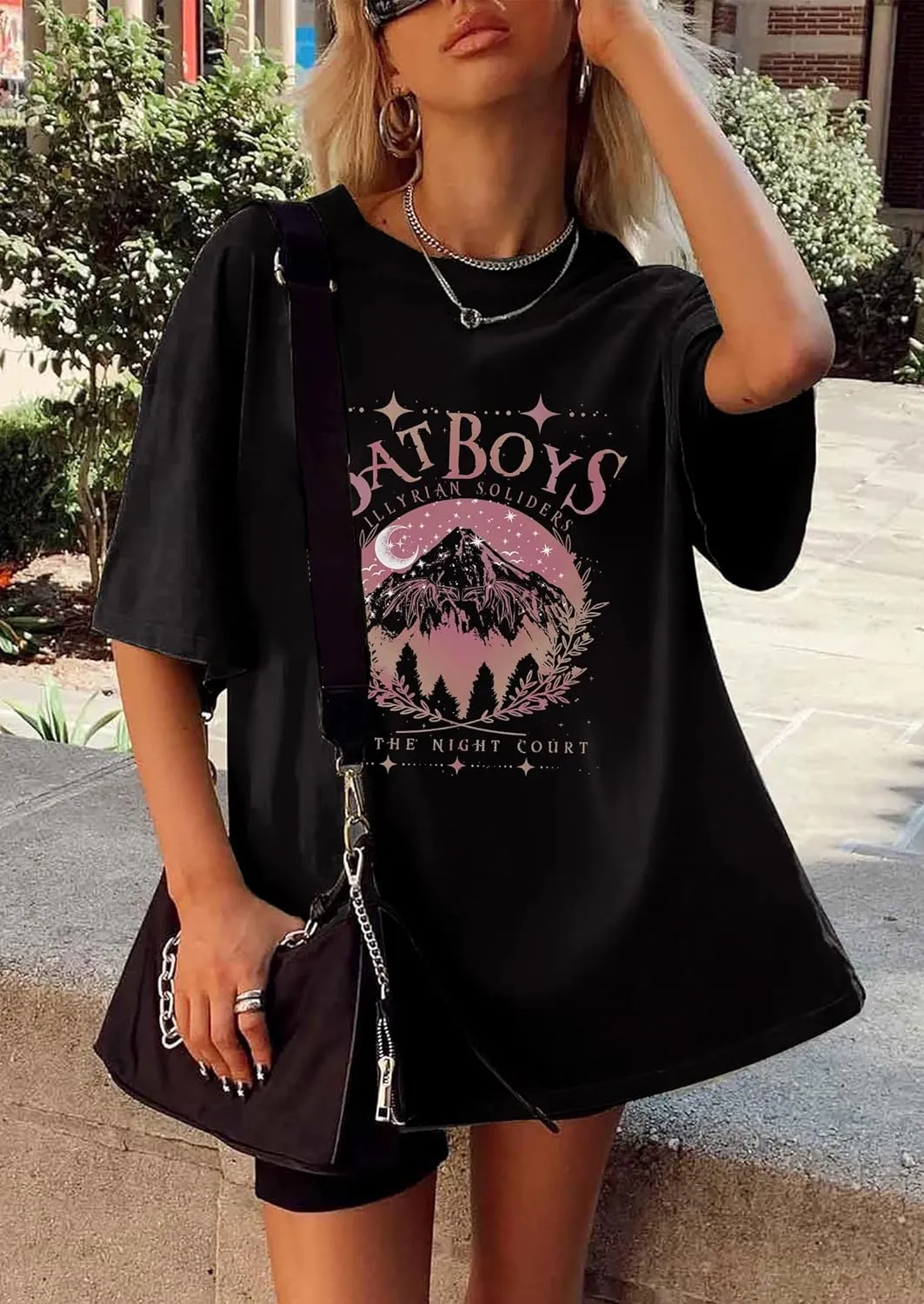 Velari Shirt Women Oversized Vintage Book Tshirt The Night Court T-Shirt Bat Boys Graphic Tee Bat Bookish Book Lover Tops