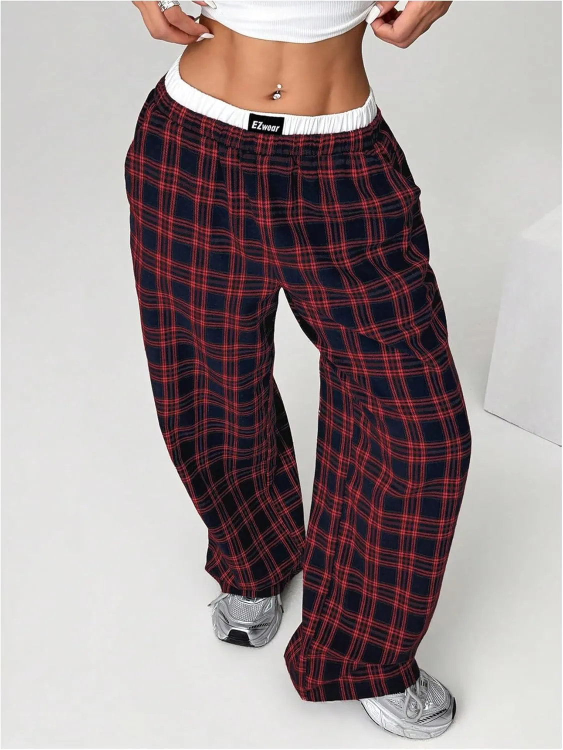 Verdusa Women's Y2k Plaid Low Waist Pants Straight Leg Loose Fit Trouser with Pocket