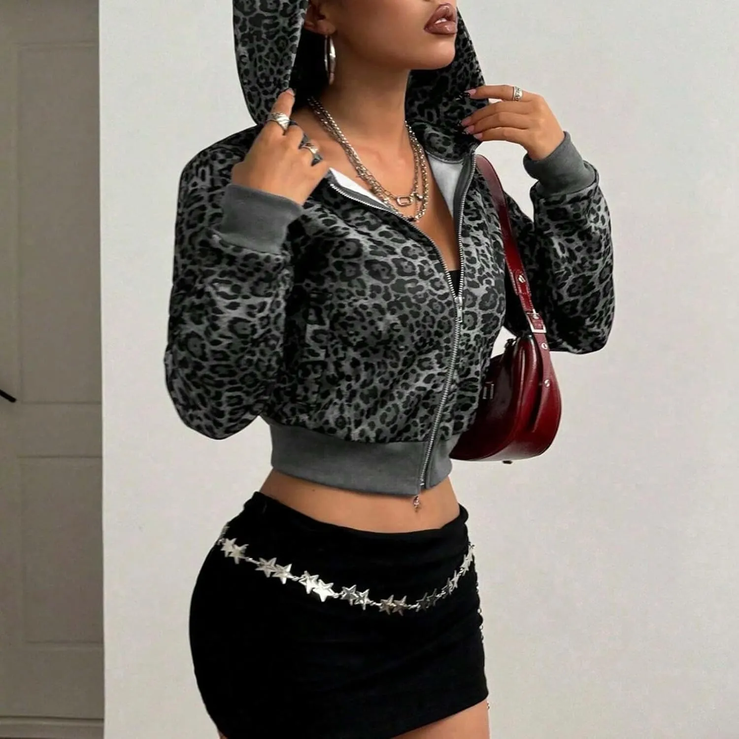 Women Leopard Print Full Zip Up Crop Hoodie Long Sleeve Fleece Cheetah Print Zipper Cropped Hooded Sweatshirt