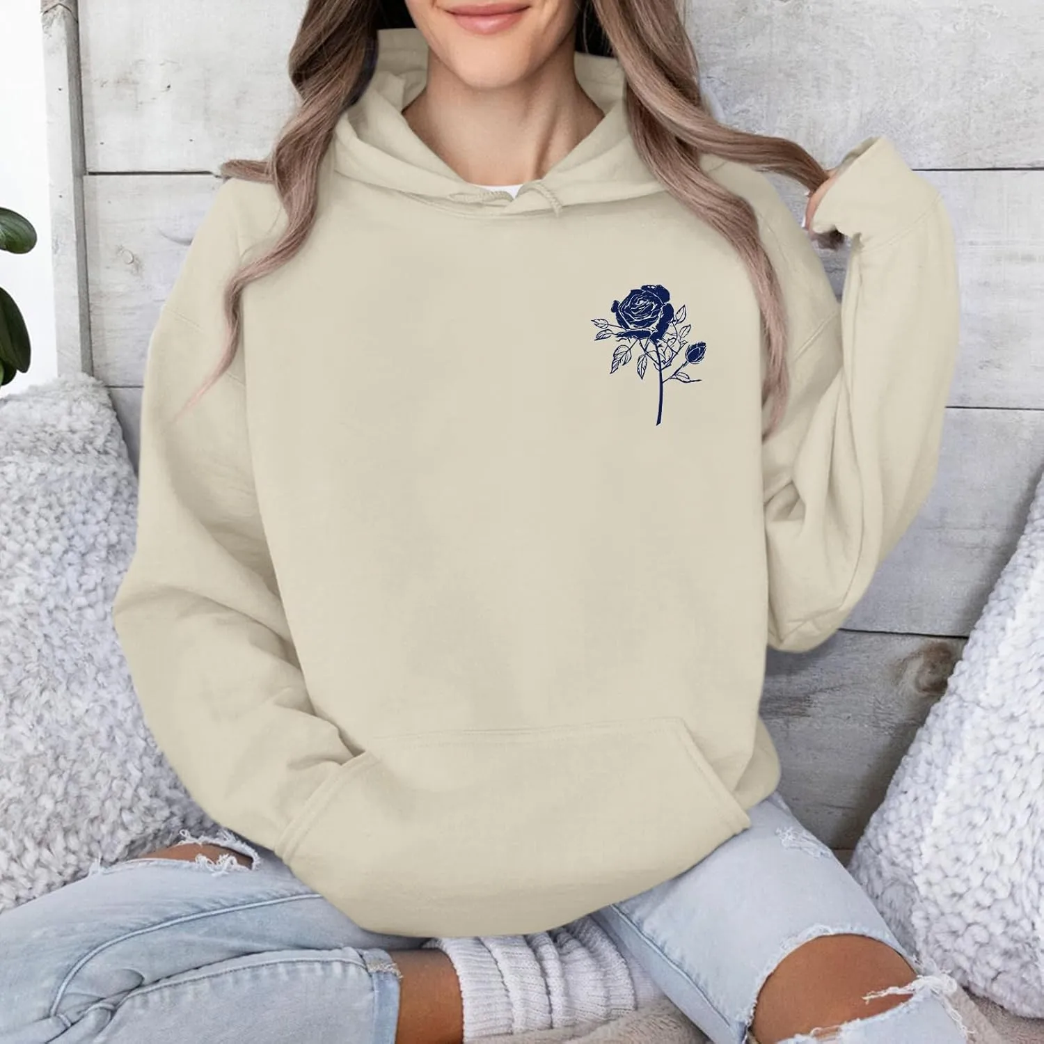Women Rose Letter Print Hoodie Floral Graphic Vintage Aesthetic Hooded Sweatshirt Flower Fleece Casual Pullover Tops