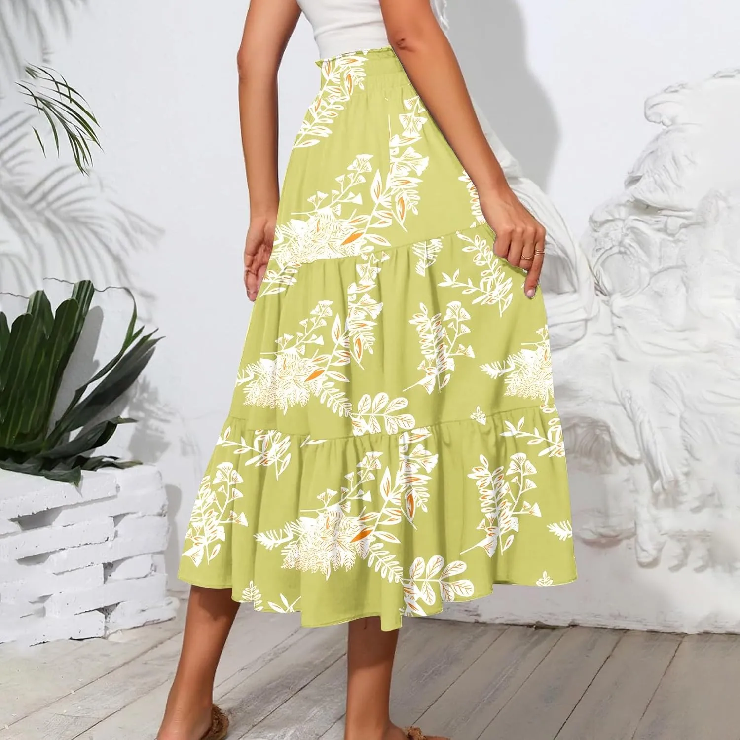 Womens Skirts with Pockets 2025 Summer Long High Elastic Waist Boho Flowy Ruffle A-Line Midi Length Floral Maxi Skirt